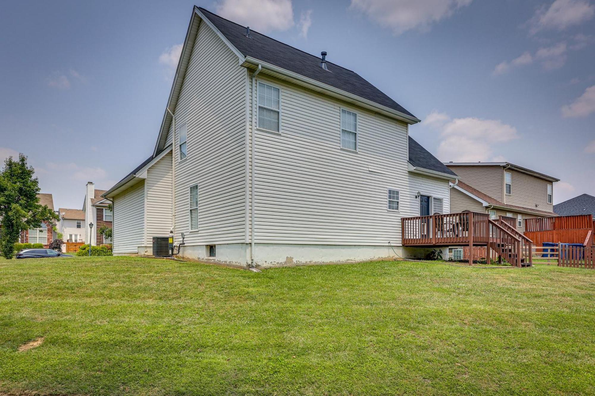 Vacation About 13 Mi To Downtown! Holiday home